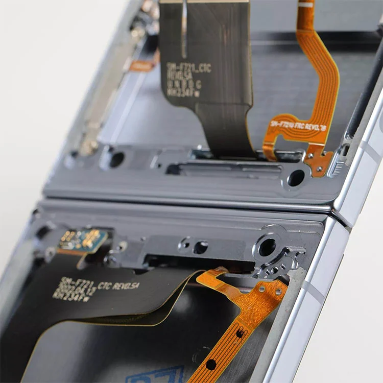 Flip 4 LCD layar